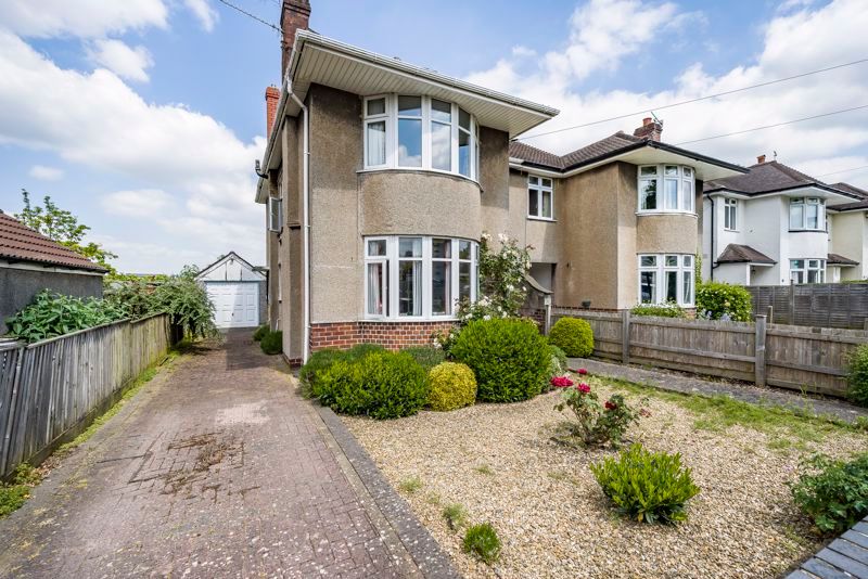 3 Bed Semi Detached House For Sale In Great Brockeridge Westbury On