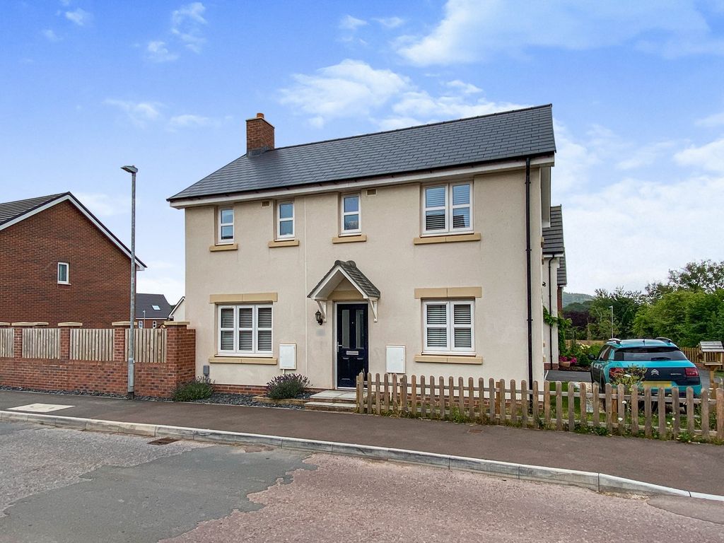 3 bed detached house for sale in Maindiff Drive, Llantilio Pertholey