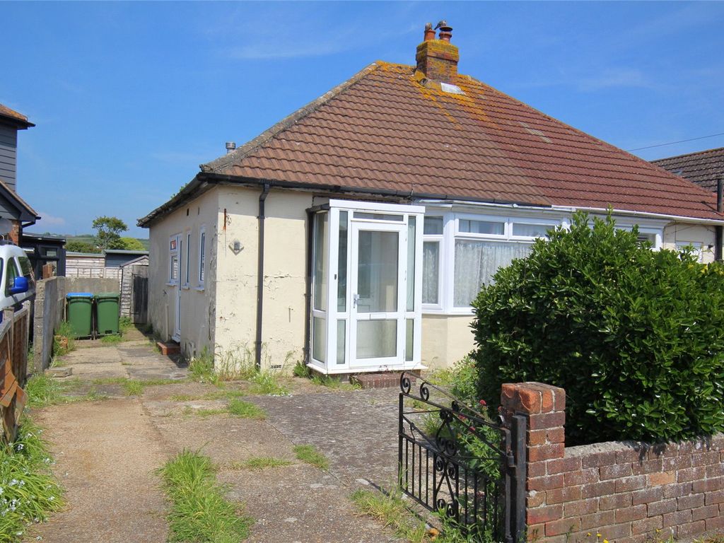 2 bed bungalow for sale in Merton Crescent, Portchester, Fareham