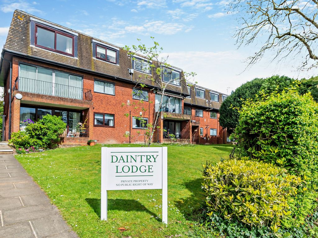 2 bed flat for sale in Watford Road, Northwood HA6, £440,000 Zoopla