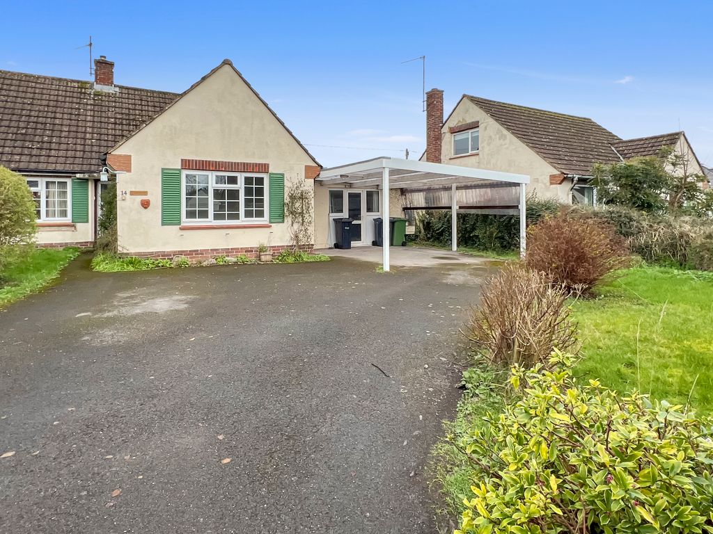 2 bed semidetached bungalow for sale in Beckford Close, Warminster