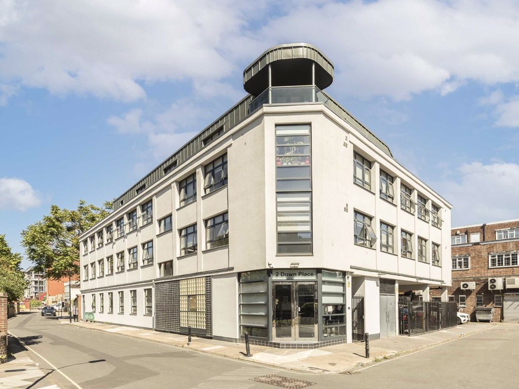 Down Place, London W6  