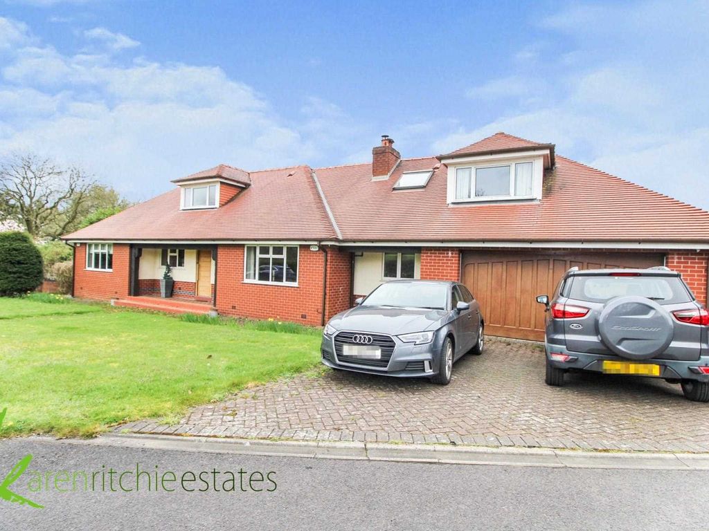 4 bed detached house for sale in Moss Hill Farm, Bradshaw Road BL2 Zoopla