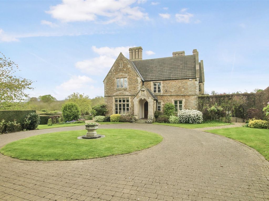 5 bed detached house for sale in Long Street, Great Gonerby, Grantham