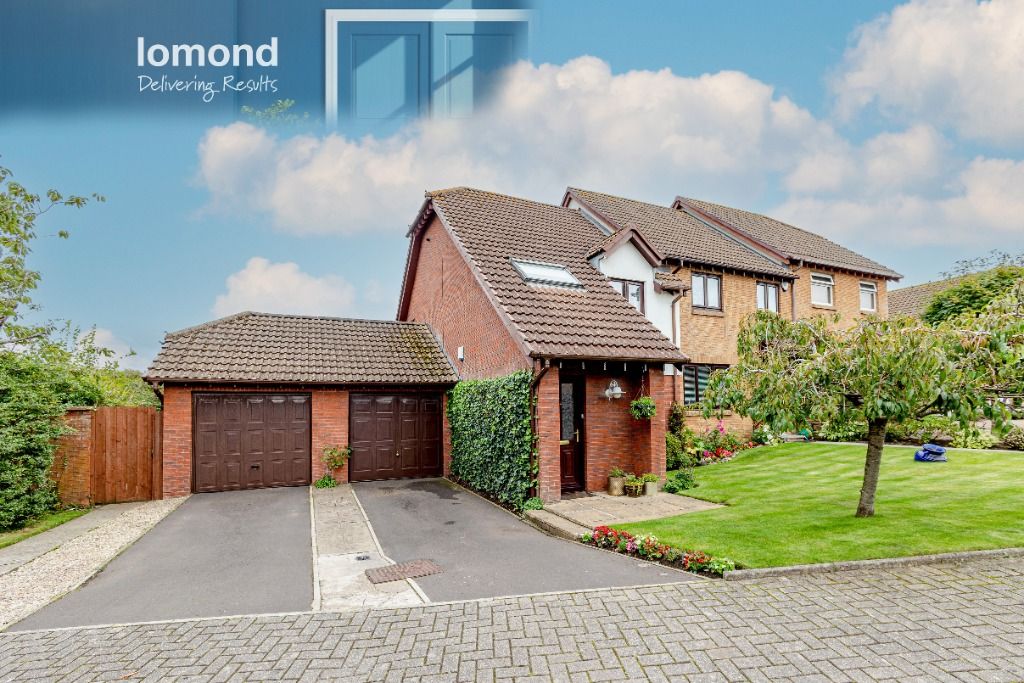 3 bed end terrace house for sale in Hamilton Way, Prestwick, South