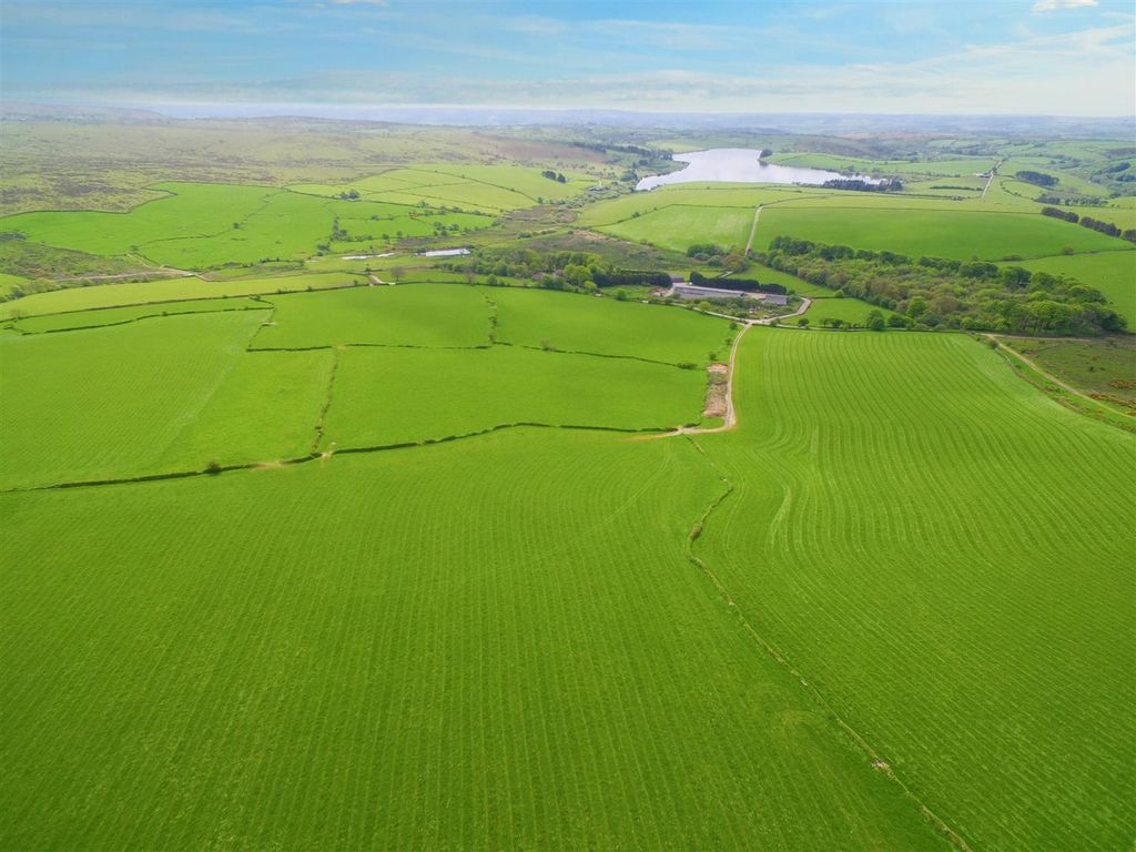 5 bed country house for sale in Dobwalls, Liskeard PL14 Zoopla