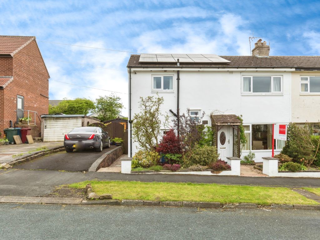 4 bed semidetached house for sale in St. Marys Gardens, Mellor
