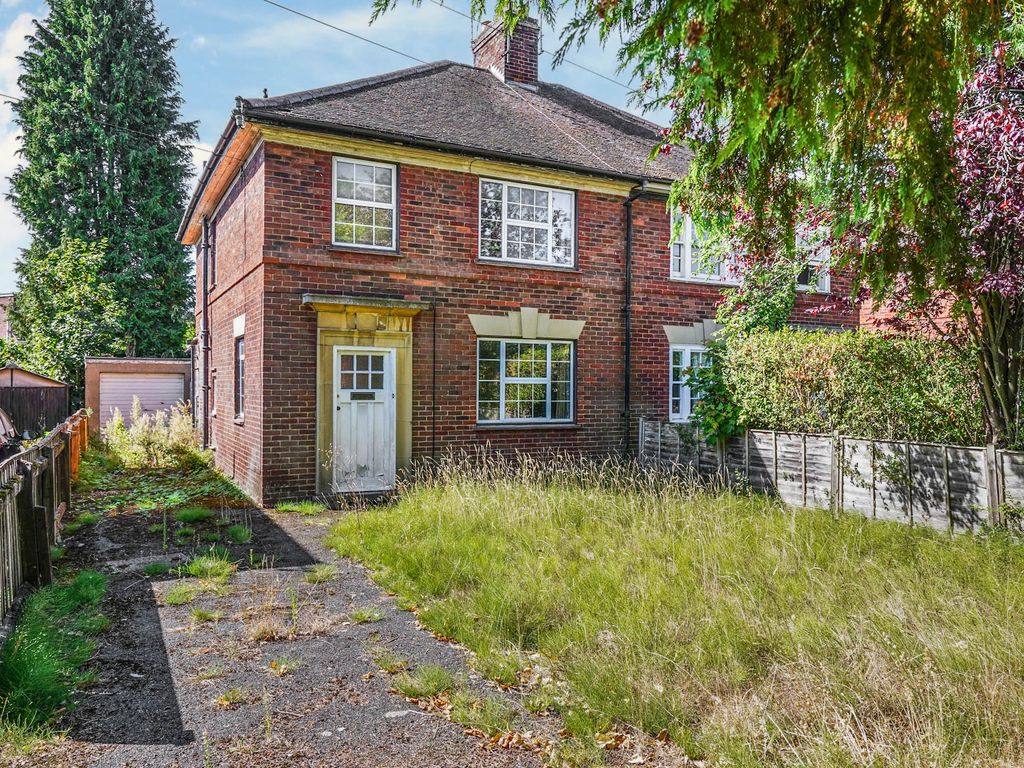 5 bed semidetached house for sale in Valentia Road, Headington, Oxford