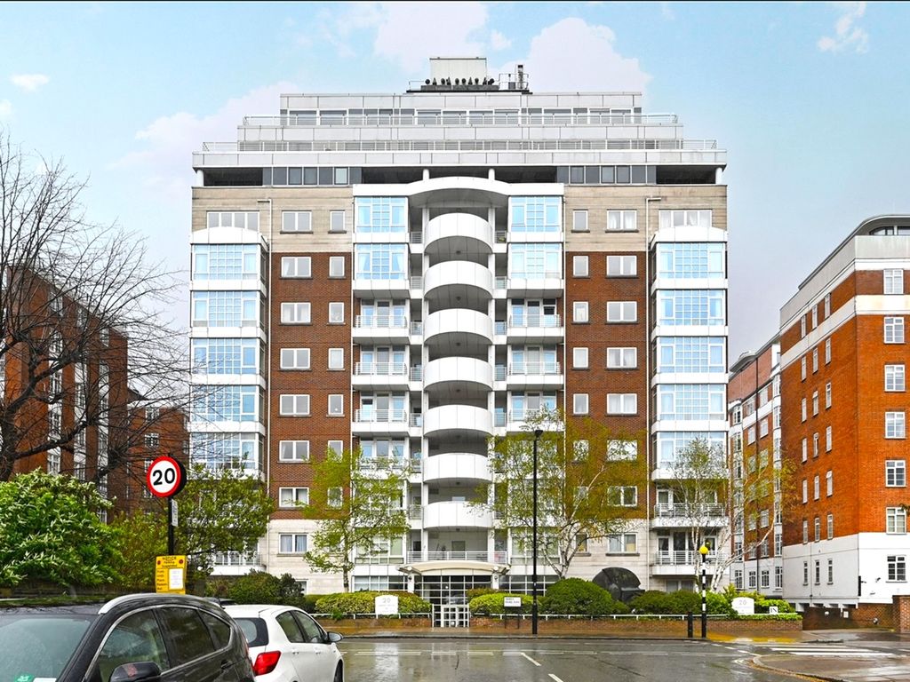 Picture of 3 bed flat for sale in Abbey Road, London NW8, £1,275,000 - Zoopla
