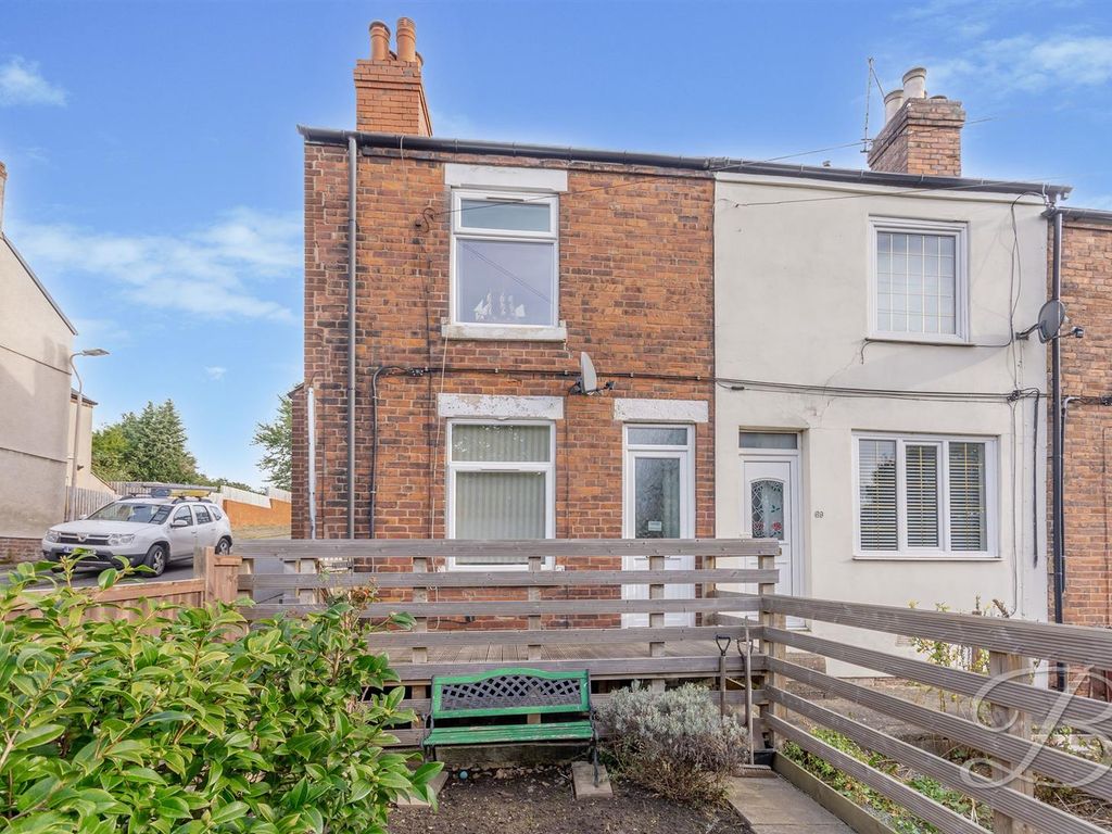 2 bed end terrace house for sale in Old Mill Lane, Mansfield Woodhouse