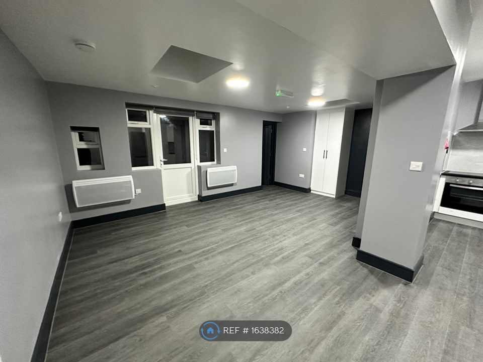 1 bed flat to rent in Kentwood Hill, Tilehurst, Reading RG31 Zoopla