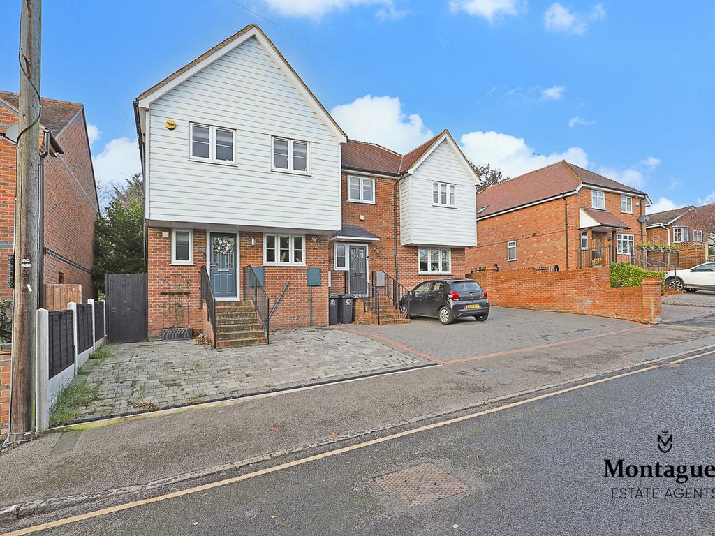 3 bed terraced house for sale in Sunnyside Road, Epping CM16, £595,000