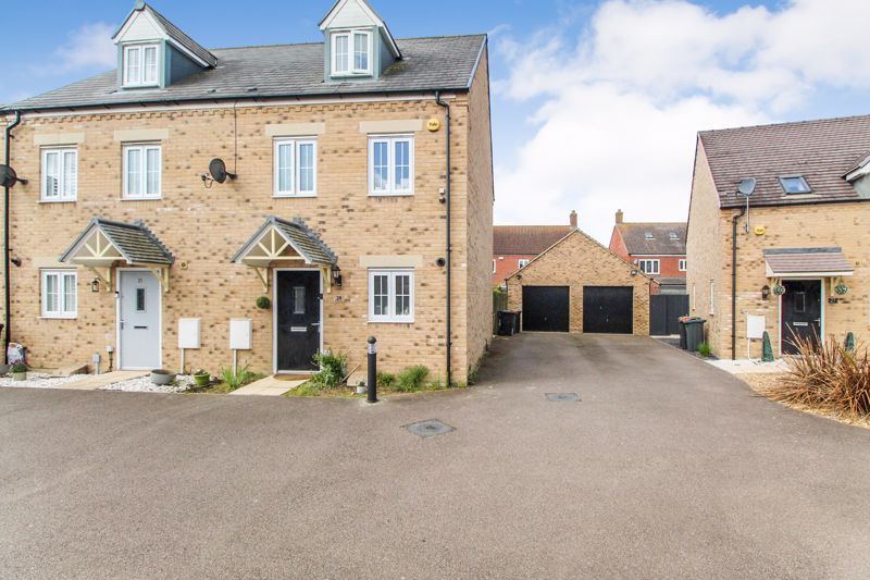 3 bed semidetached house for sale in Kingfisher Road, Wixams MK42 Zoopla