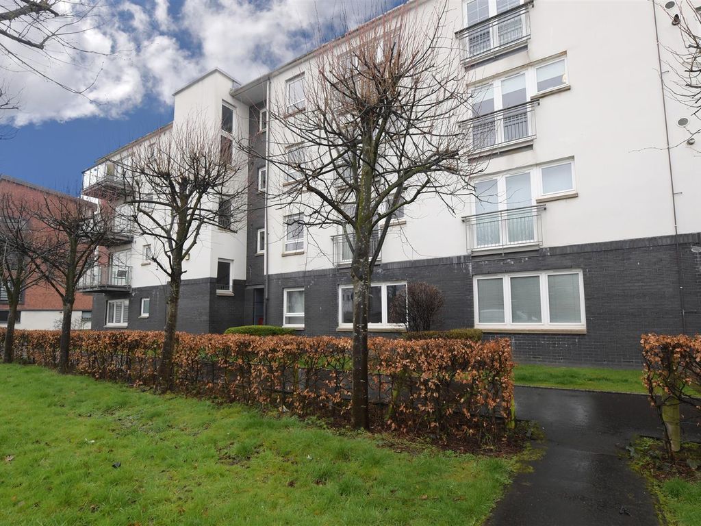 2 bed flat for sale in Redshank Avenue, Braehead, Renfrew PA4 Zoopla