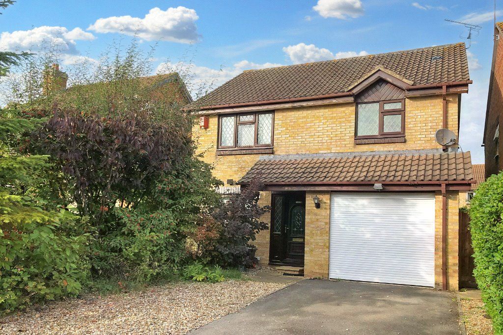 3 bed detached house for sale in Russley Close, Peatmoor, Swindon SN5
