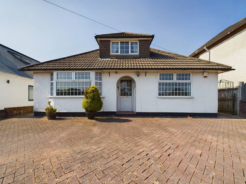 4 bed detached bungalow for sale in TynYParc Road, Rhiwbina, Cardiff
