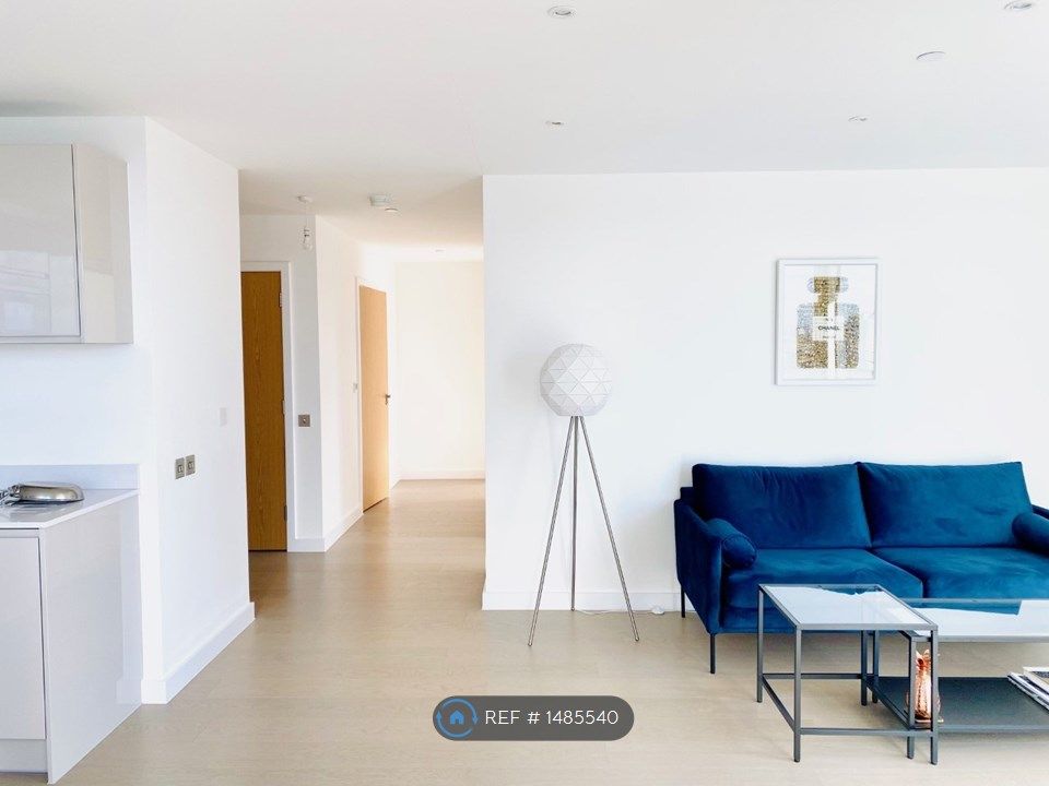 2 bed flat to rent in Cambridge Heath Road, London IG11 Zoopla