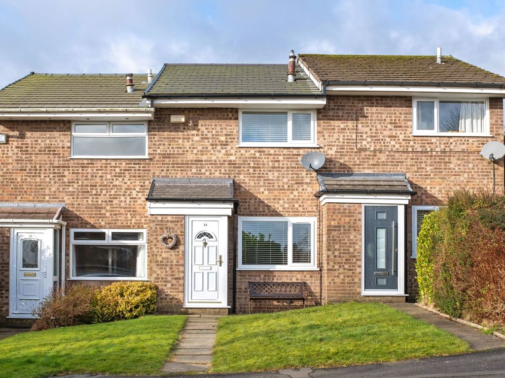 2 bed mews house for sale in Rushey Field, Bromley Cross, Bolton BL7, £