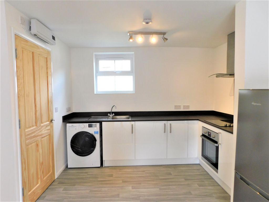 2 bed semidetached house to rent in St. Clements Church Lane, Suffolk IP4, £895 pcm Zoopla