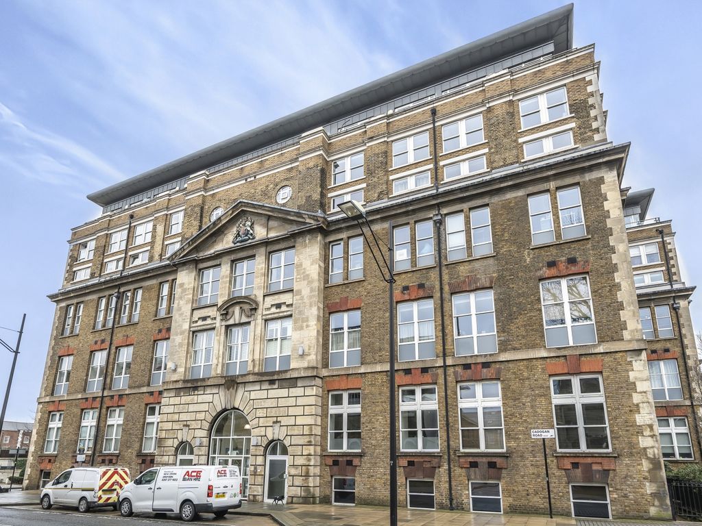 2 bed flat for sale in Cadogan Road, London SE18 Zoopla