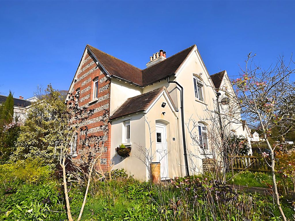 2 bed cottage for sale in Herrison Road, Dorchester DT2 Zoopla