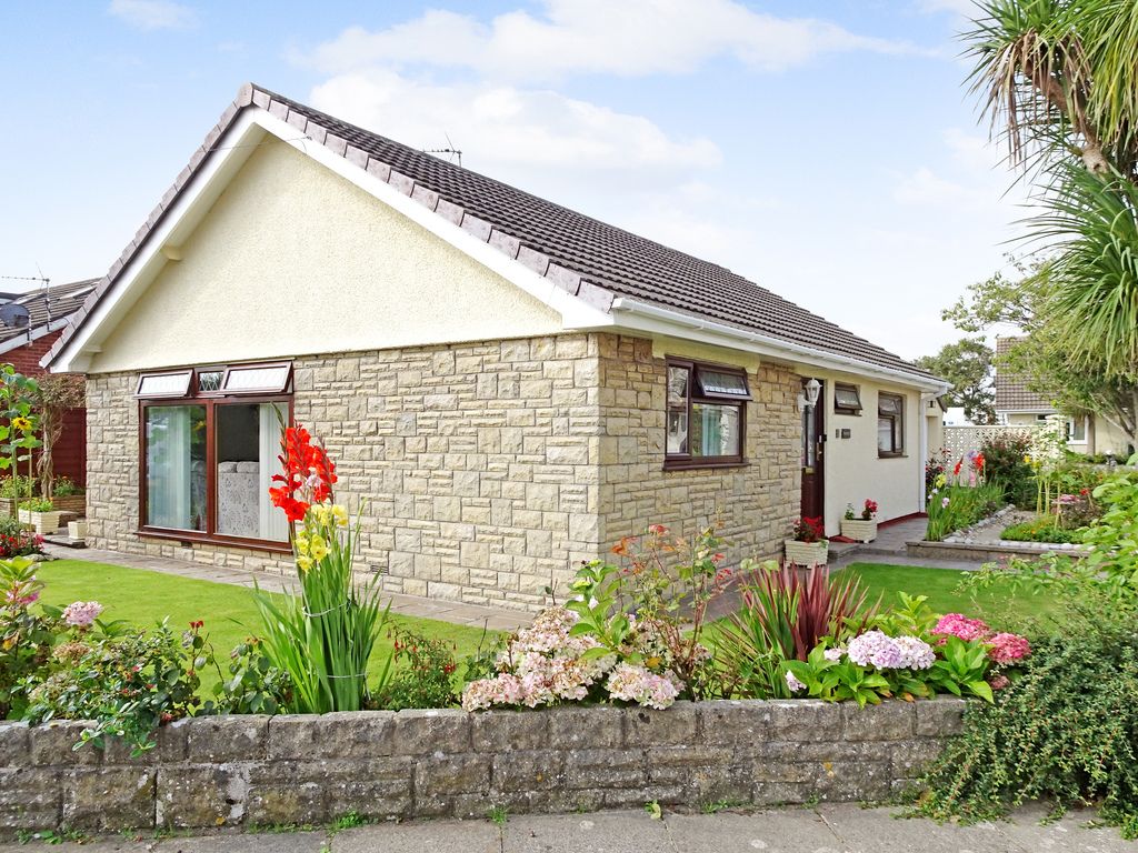 3 bed detached bungalow for sale in Summerfield Drive, Nottage