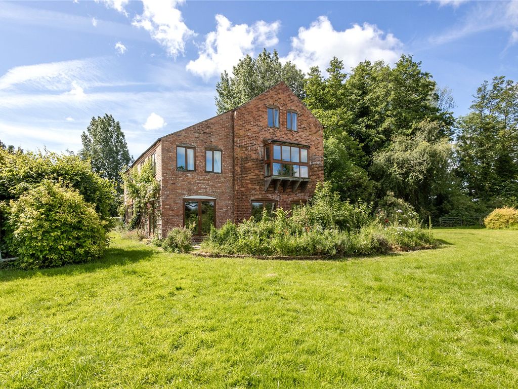 7 bed detached house for sale in Milford, Baschurch, Shrewsbury
