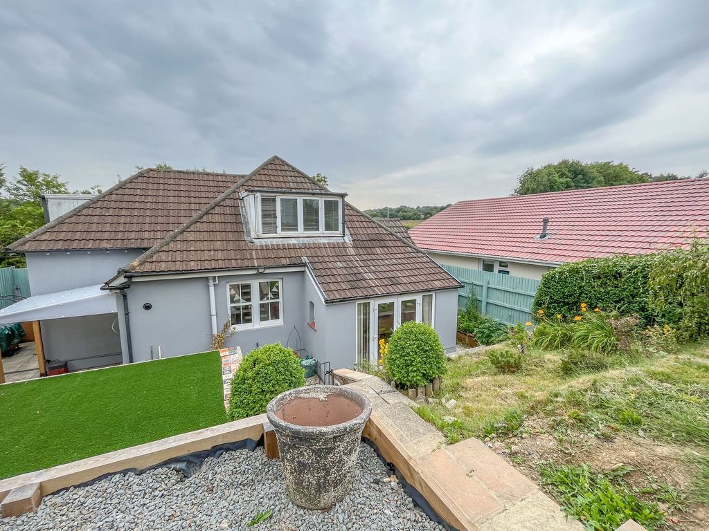 4 bed detached house for sale in Bryn Road, Pontllanfraith NP12 Zoopla