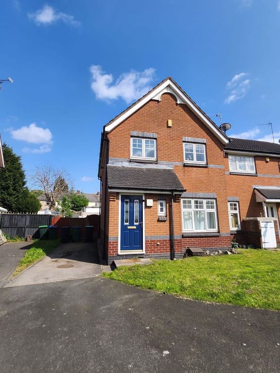 3 bed semidetached house to rent in Vicarage Street, Oldbury B68 Zoopla