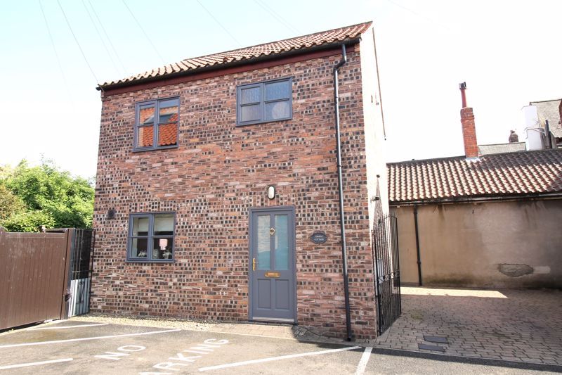 2 bed detached house for sale in Poplar Court, Yarm TS15 Zoopla