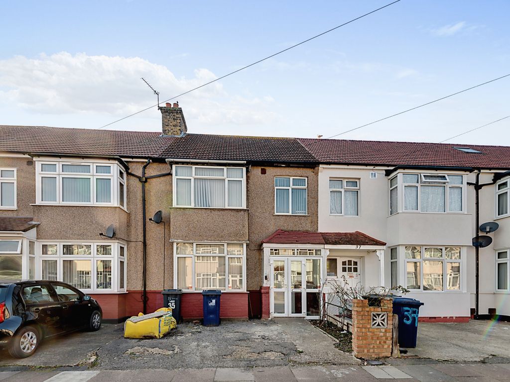 2 bed terraced house for sale in Stanley Road, Southall UB1, £550,000