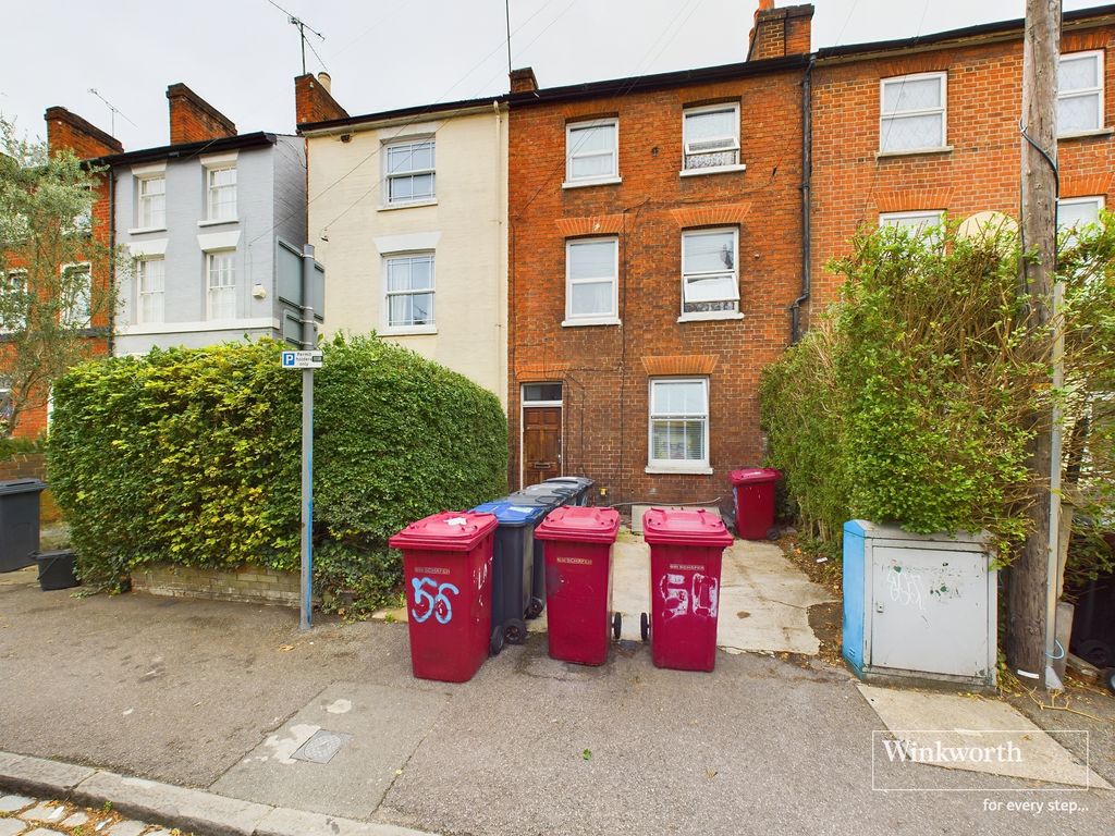 6 bed terraced house for sale in Watlington Street, Reading, Berkshire