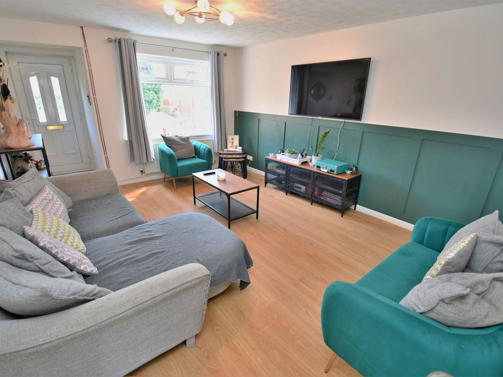 2 bed semidetached house for sale in Blisworth Avenue, Eccles M30, £