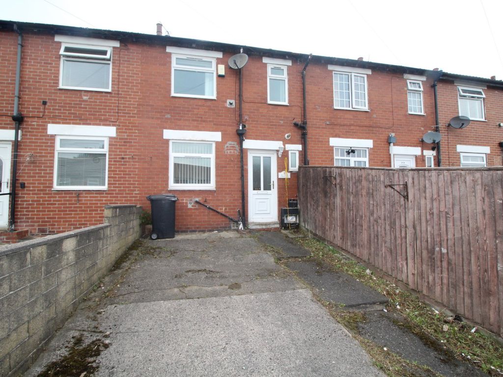 2 bed terraced house for sale in Vegal Crescent, Halifax, West