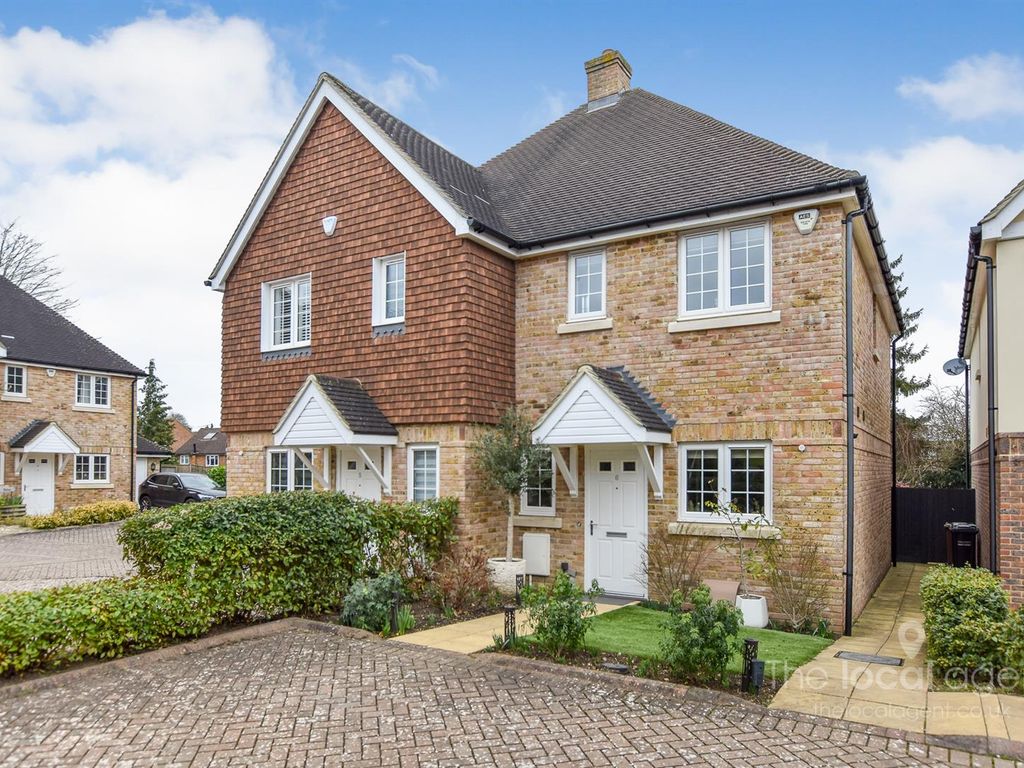 2 bed semidetached house for sale in Acer Close, Banstead SM7 Zoopla