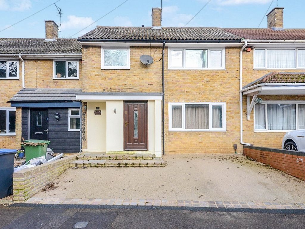 3 bed terraced house to rent in Eastwick Row, Hemel Hempstead