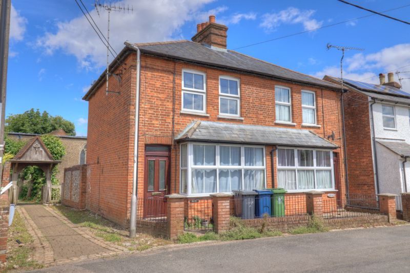 2 bed semidetached house for sale in Church Street, Stokenchurch, High