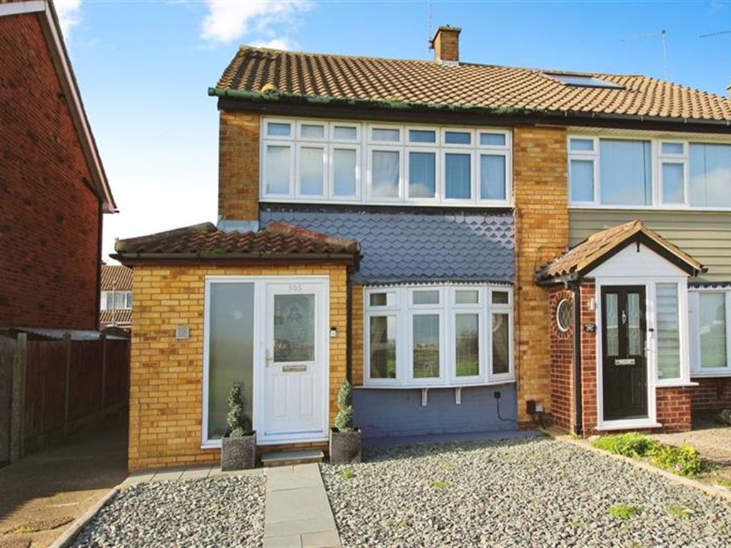3 bed end terrace house for sale in Corringham Road, Corringham