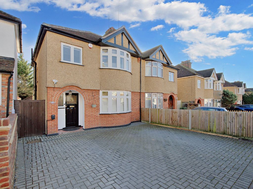 3 bed semidetached house for sale in The Coppice, Watford WD19, £