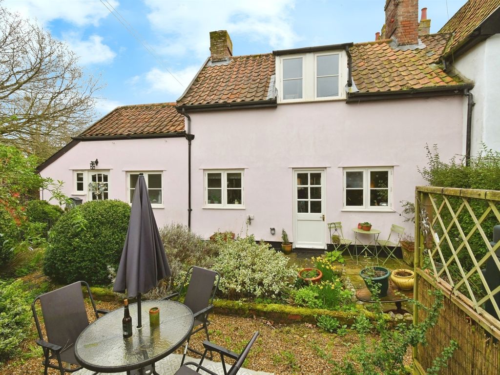 2 bed property for sale in Chequers Lane, Bressingham, Diss IP22, £