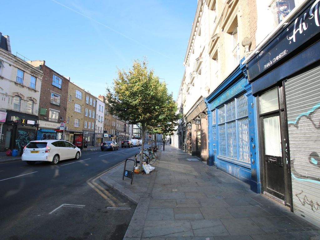 4 bed flat to rent in Bethnal Green Road, London E2 Zoopla