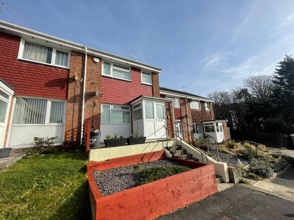 2 bed terraced house for sale in Westlake Close, Torpoint, Cornwall
