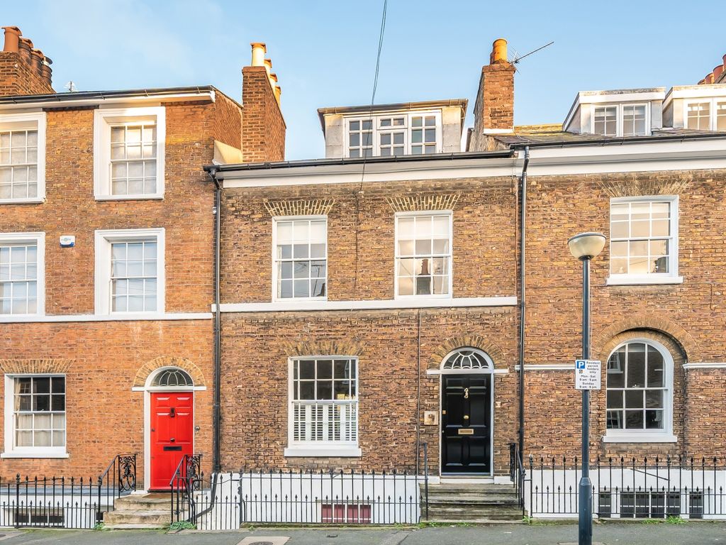 Prior Street, London SE10  