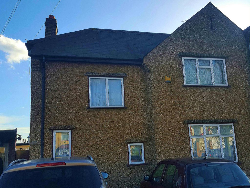 4 bed semidetached house to rent in Cromwell Road, Hounslow TW3 Zoopla