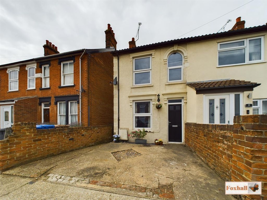 2 bed semidetached house for sale in Newton Road, Ipswich IP3, £