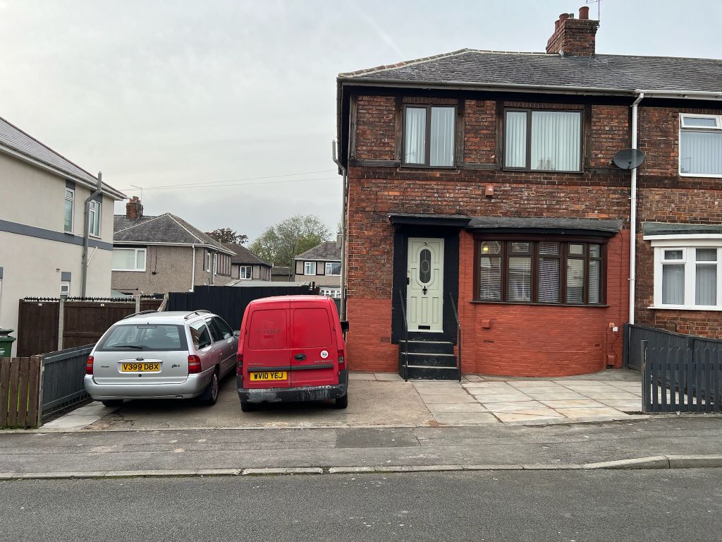 3 bed semidetached house to rent in Grange Avenue, Billingham TS23, £