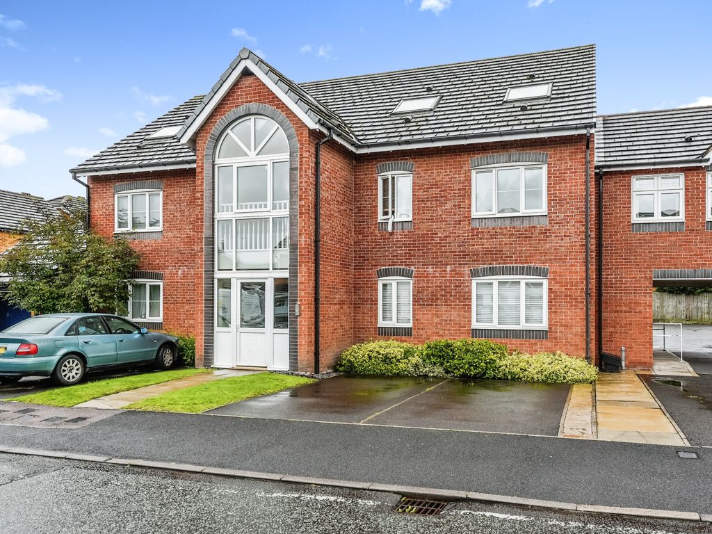 2 bed flat to rent in Parkside Avenue, Skelmersdale, Lancashire WN8