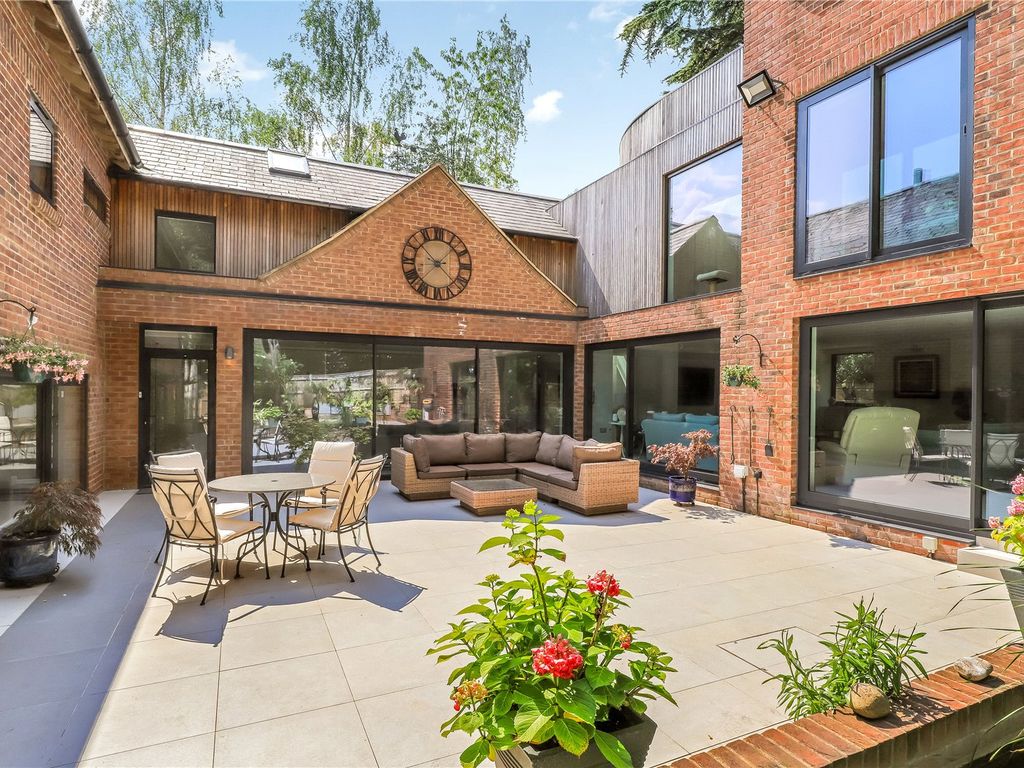 6 bed detached house for sale in Sleepers Hill, Winchester SO22, £