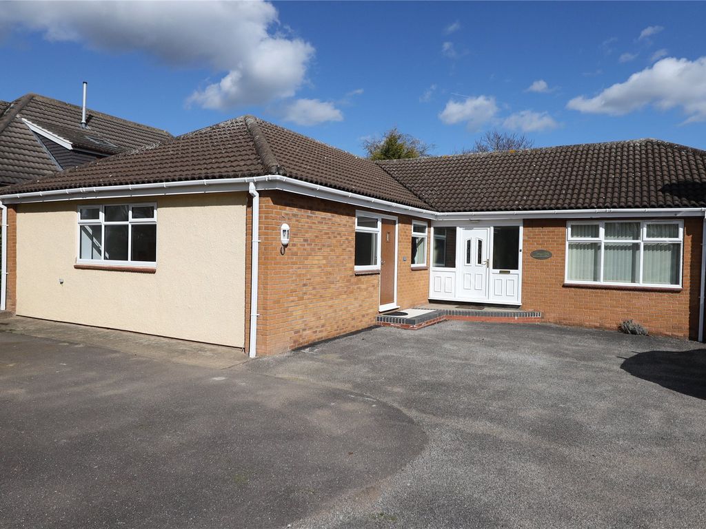 4 bed bungalow to rent in Westfield Avenue, North Greetwell LN2 Zoopla