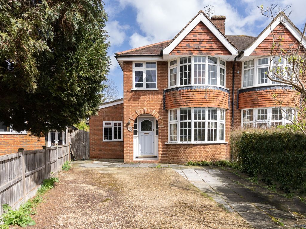 3 bed semidetached house for sale in Parkway, Dorking RH4, £700,000